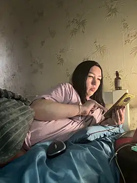 Naughtbaby_2025 live sex cam