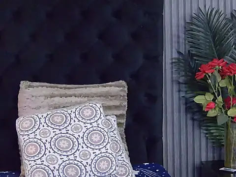 KendraNoir's cam snapshot