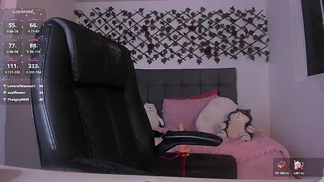 Karly_Closson's cam snapshot