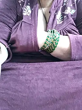 Kavya_XX live sex cam