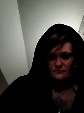 renegade_vyxxen's cam snapshot