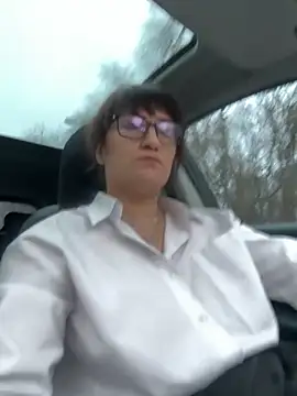 ZhenjaPoledance live sex cam