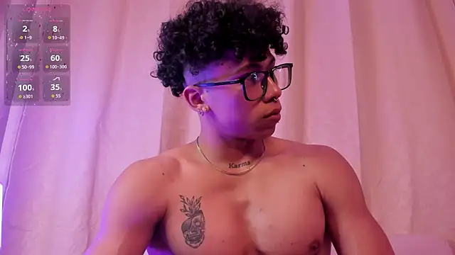 AkazaBoy_'s cam snapshot