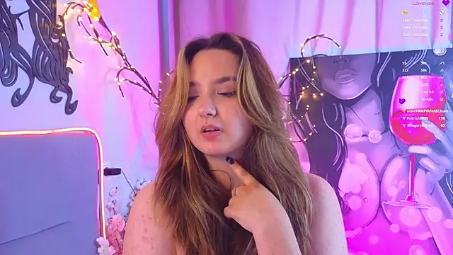 LucilleMcBride's cam snapshot