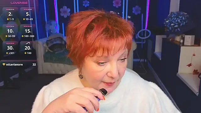 Kira_Kenett's cam snapshot