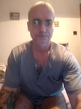 chcem1975's cam snapshot