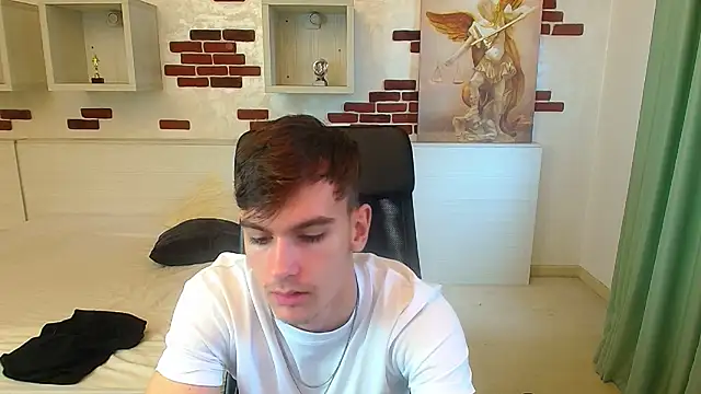 BradyFlint's cam snapshot