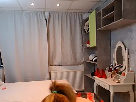 AnneDevrim's cam snapshot