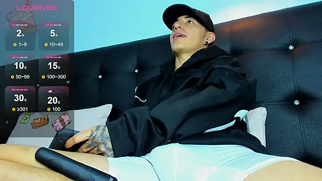 Lobo_17_'s cam snapshot