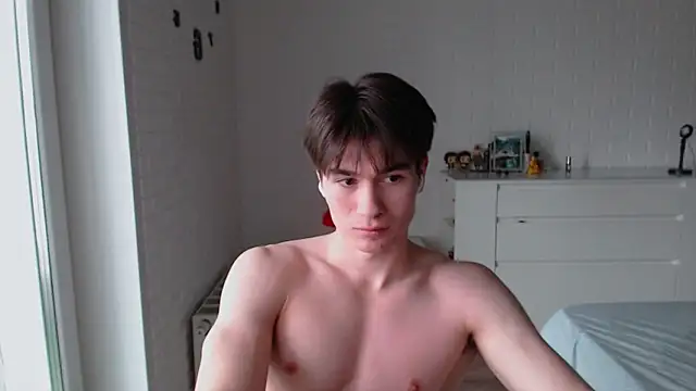 MarkusDean live sex cam