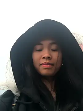 Lynly_k2 live sex cam