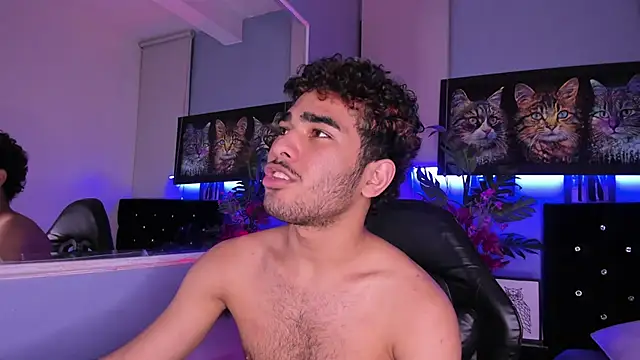 LucasCarterr_'s cam snapshot