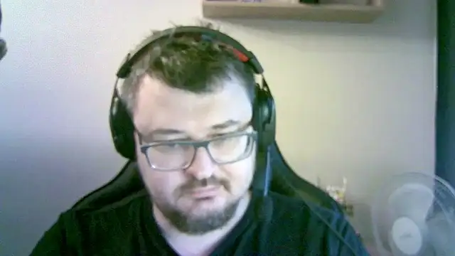 SirAbuser's cam snapshot