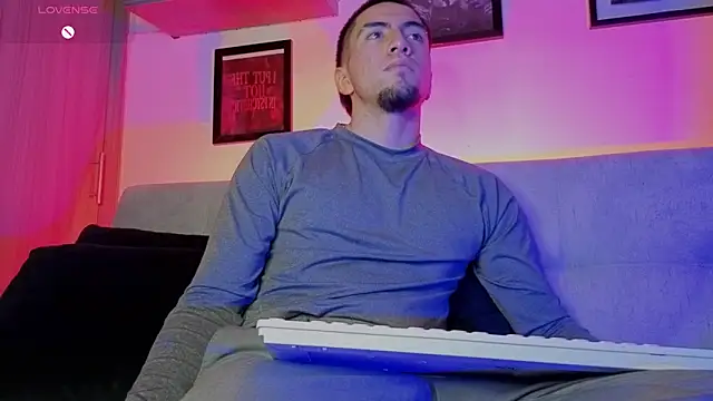 AresMassimoX's cam snapshot