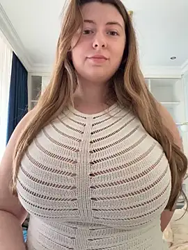 curvyflawless live sex cam