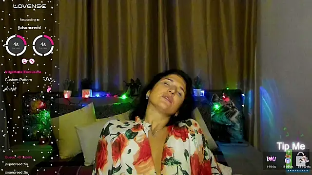 Alianna_Solo_Kisses's cam snapshot