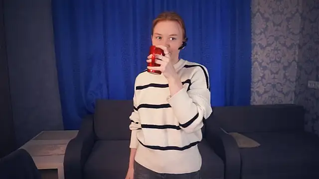 KarlynGow's cam snapshot