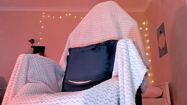 Britney_Ross's cam snapshot