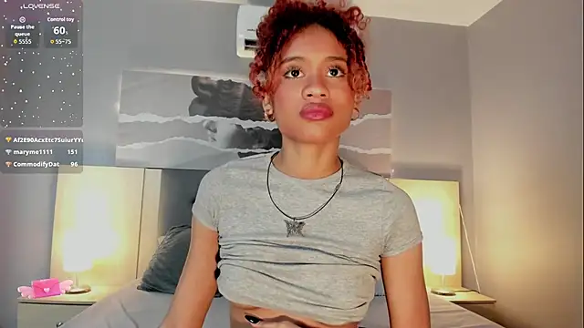 Aprillbrunette's cam snapshot