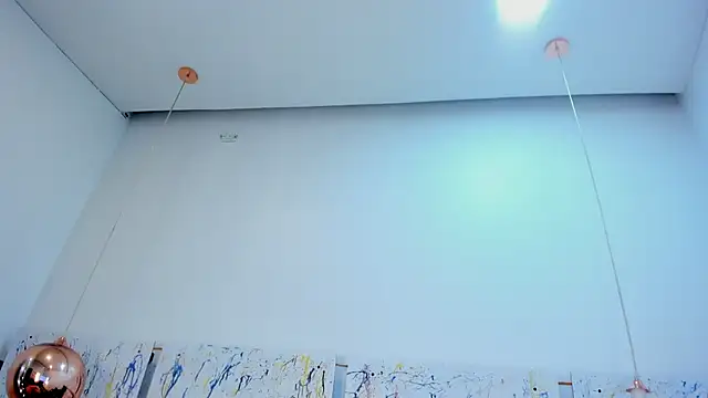 Nikki_and_Mayk live sex cam