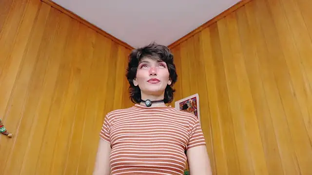 Zafiro_Gem_'s cam snapshot