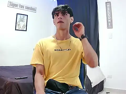 harrytomson_1 live sex cam