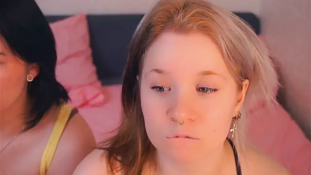 EviaVanveen live sex cam