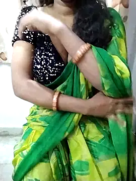 Miss_sruthi's cam snapshot