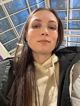 ZaraHill live sex cam