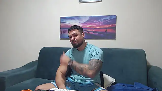 Tiberius_hunk live sex cam