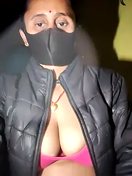 Divya_Chandok live sex cam