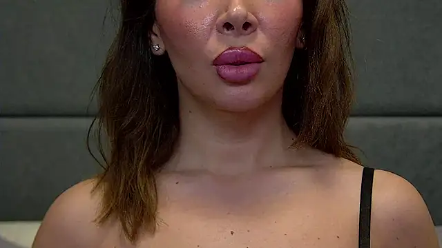 Silvia_Jo's cam snapshot