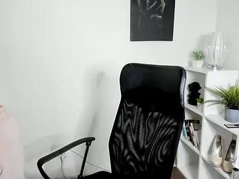 Karenblond's cam snapshot