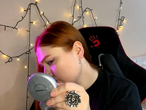 Ungoliant_Kiss's cam snapshot