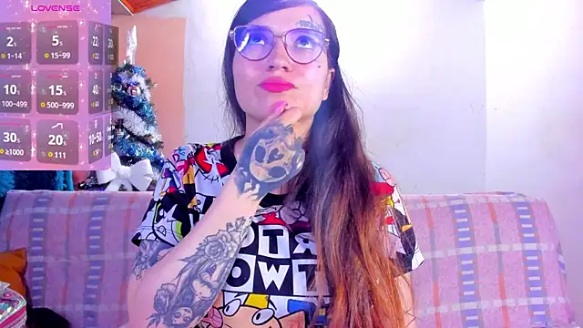 isabelle_adj's cam snapshot