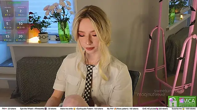 sweetuniporn's cam snapshot
