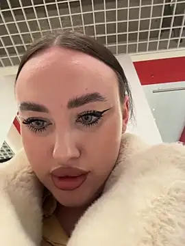 KiraSunshine live sex cam