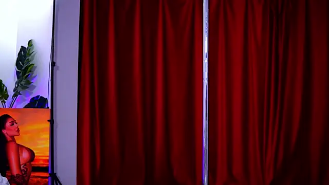 NatyDesiree's cam snapshot