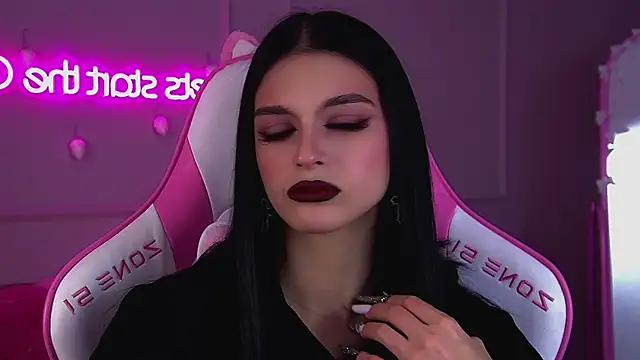 BeverlyMost's cam snapshot