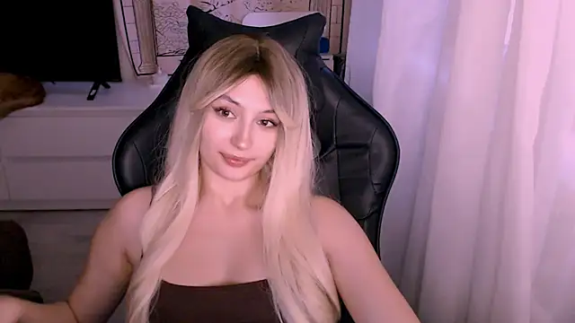 beauty_blonde's cam snapshot