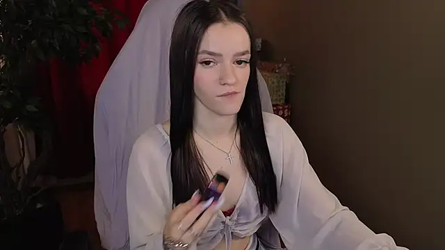 E_l_i_z_e_'s cam snapshot