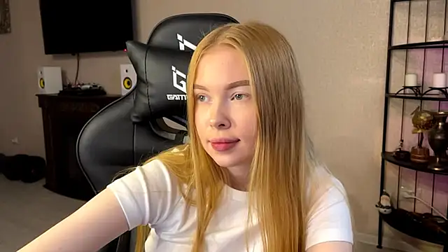 RaguelNicksons's cam snapshot