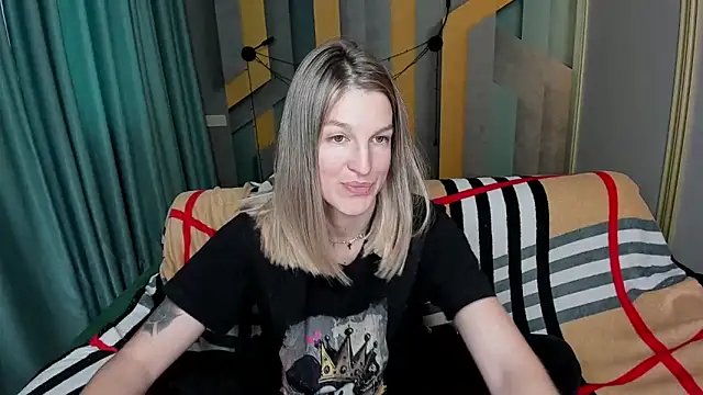 EmilyWalkeri's cam snapshot