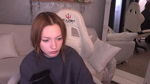 FoxyMayy's cam snapshot