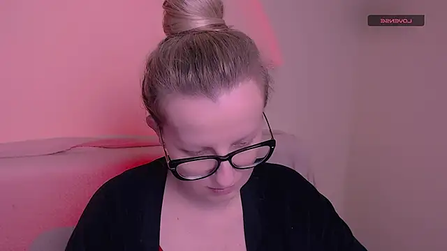 AllaLeomz's cam snapshot