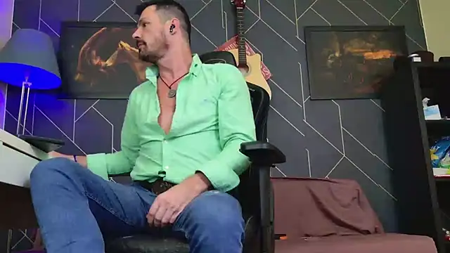 ChrisKox live sex cam