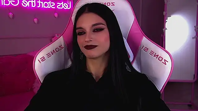 BeverlyMost's cam snapshot