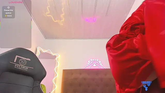 palmerfox_tay's cam snapshot