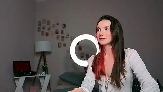 yourfrenchteacher's cam snapshot