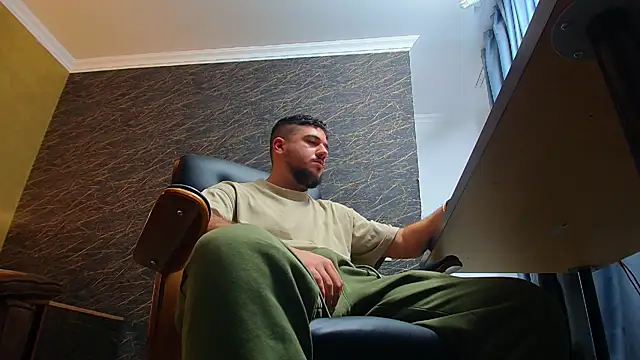 JoshKnights's cam snapshot